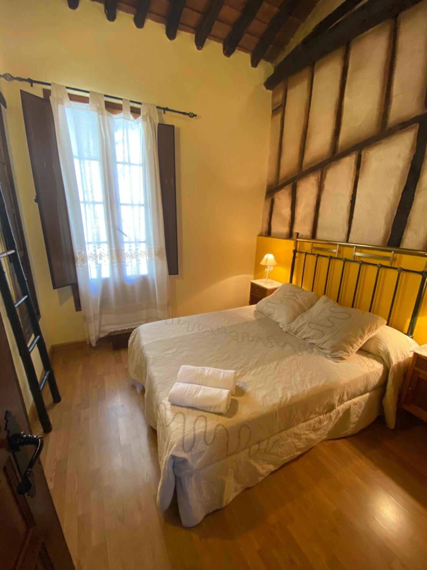 Apartamentos Rurales La Antigua Fonda Канделарио Экстерьер фото