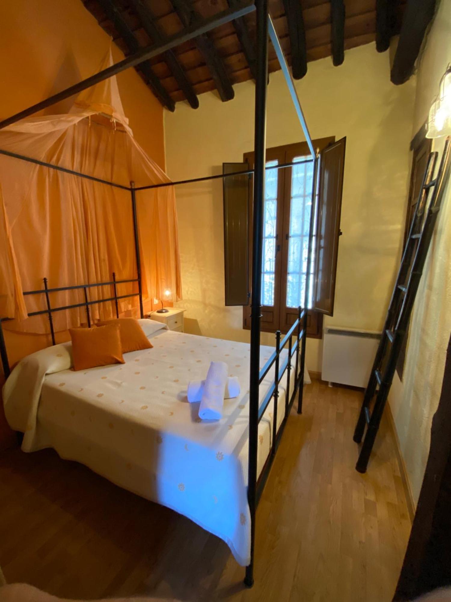 Apartamentos Rurales La Antigua Fonda Канделарио Экстерьер фото